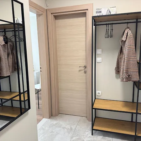 Cozy Place For Nights Apartment *