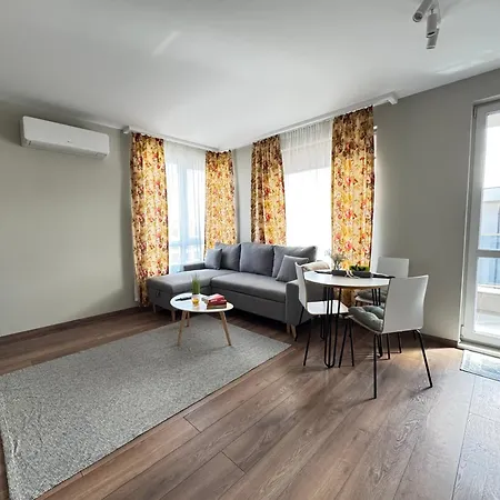 Cozy Place For Nights Apartment *