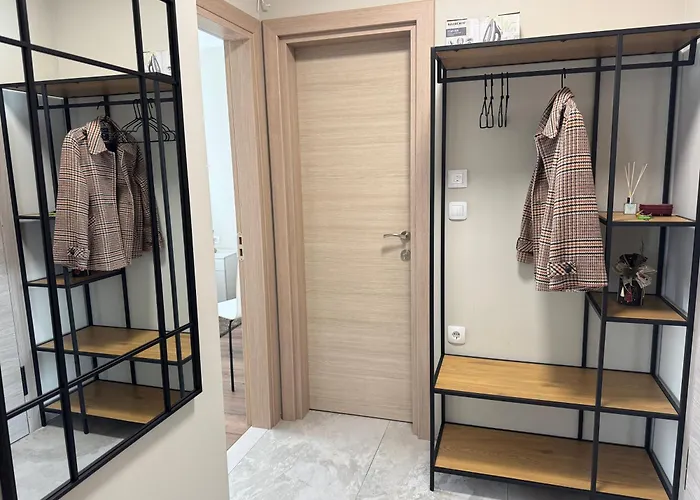 Cozy Place For Nights Apartment *