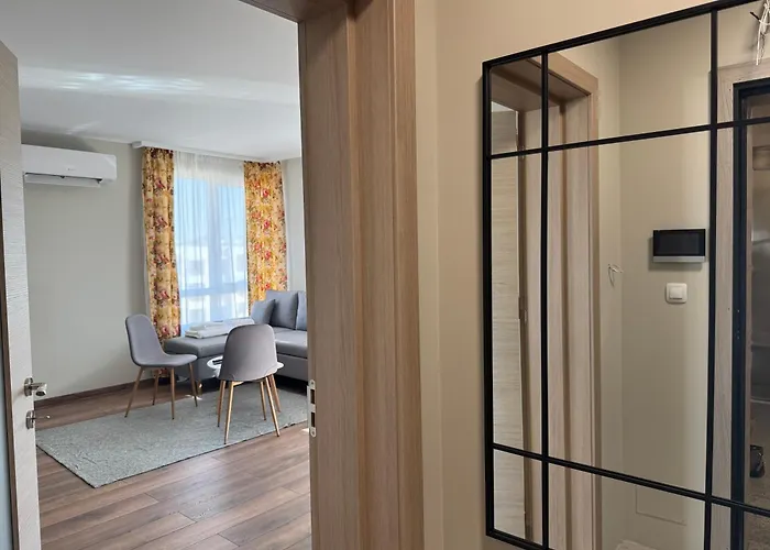 Cozy Place For Nights Apartment *